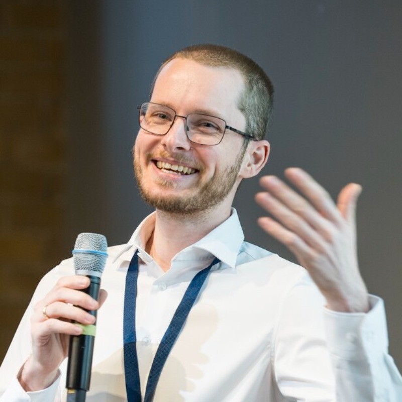 Dr. Philip Heltweg